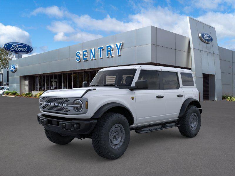 Oxford White 2025 Ford Bronco Badlands 4-Door 4WD SUV / Crossover Four-Wheel Drive 7-Speed Manual