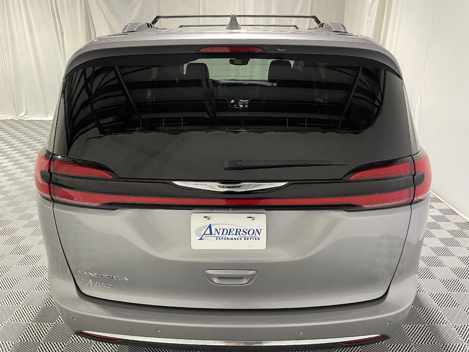 Used 2021 Chrysler Pacifica Touring L Minivans for sale in St Joseph MO