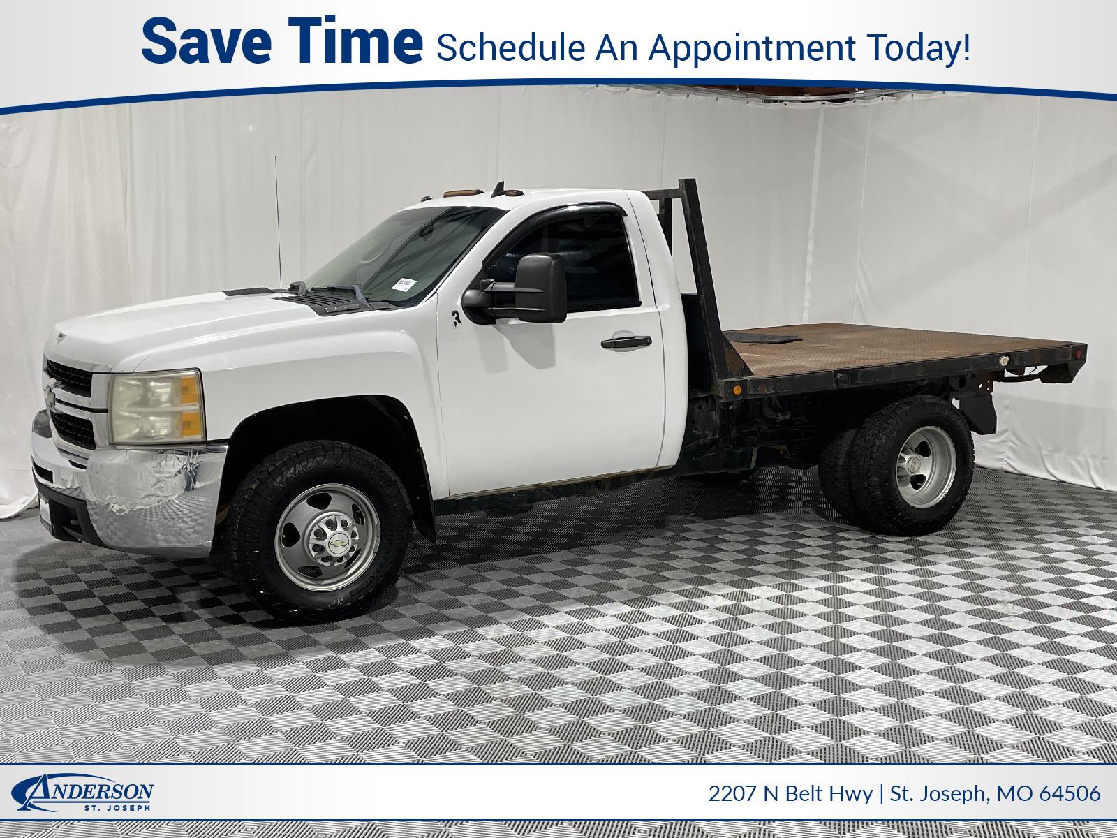 Used 2009 Chevrolet Silverado 3500HD WT reg cab 137.0 wheelbase for sale in St Joseph MO