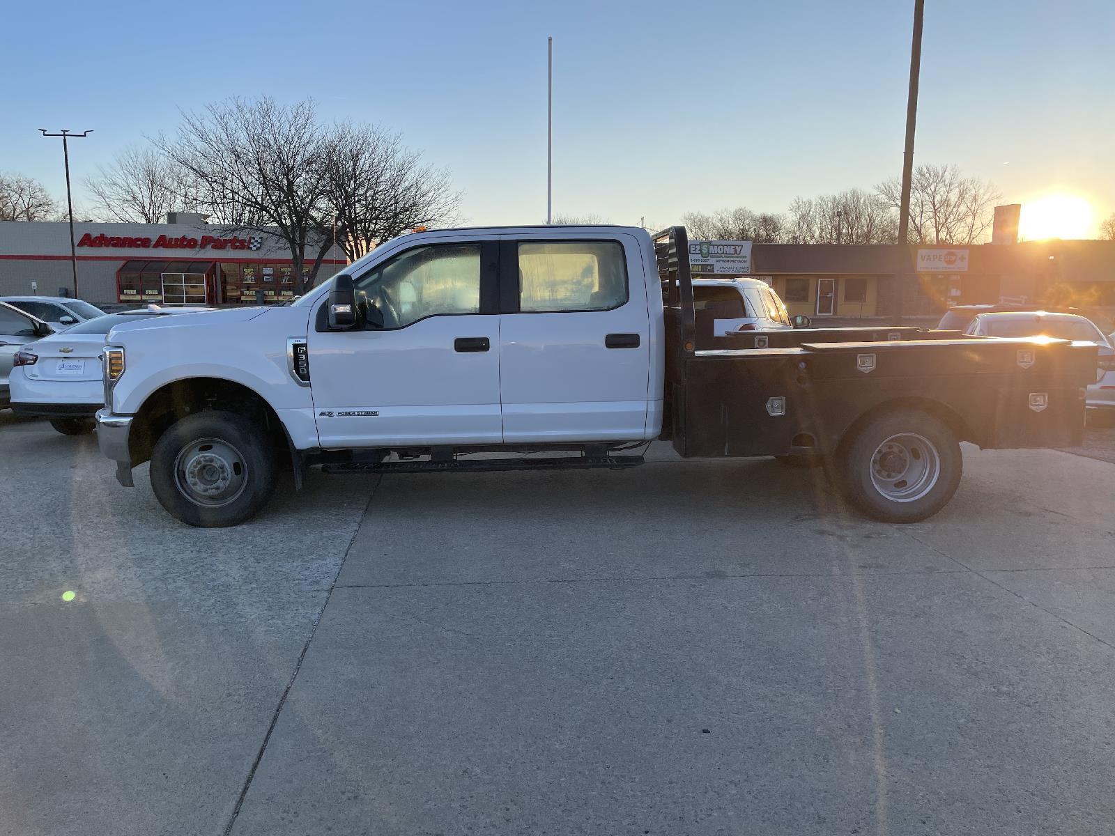 Used 2018 Ford Super Duty F-350 DRW XL Crew Cab Truck for sale in St Joseph MO