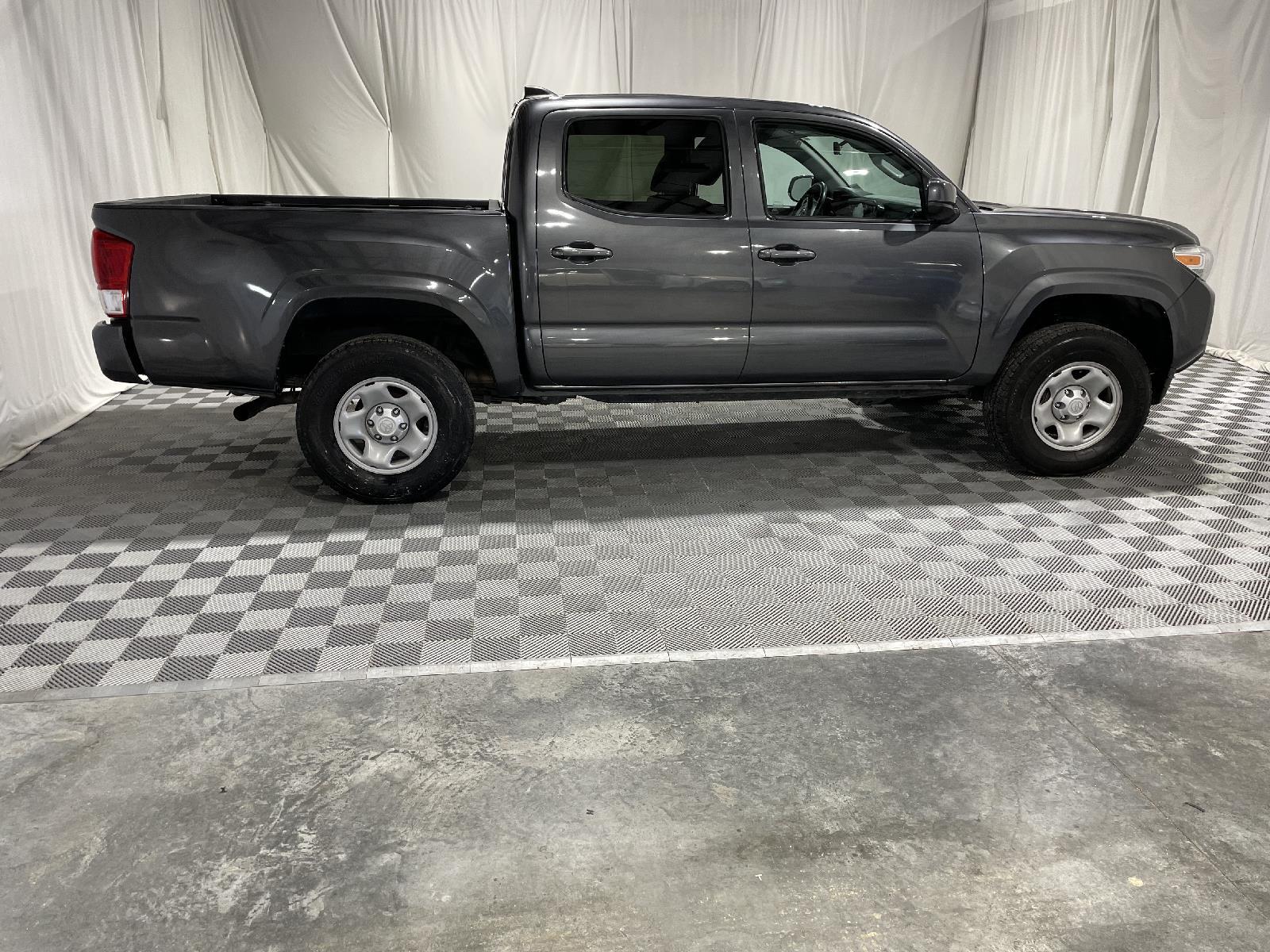 Used 2021 Toyota Tacoma 4WD SR Double Cab Truck for sale in St Joseph MO