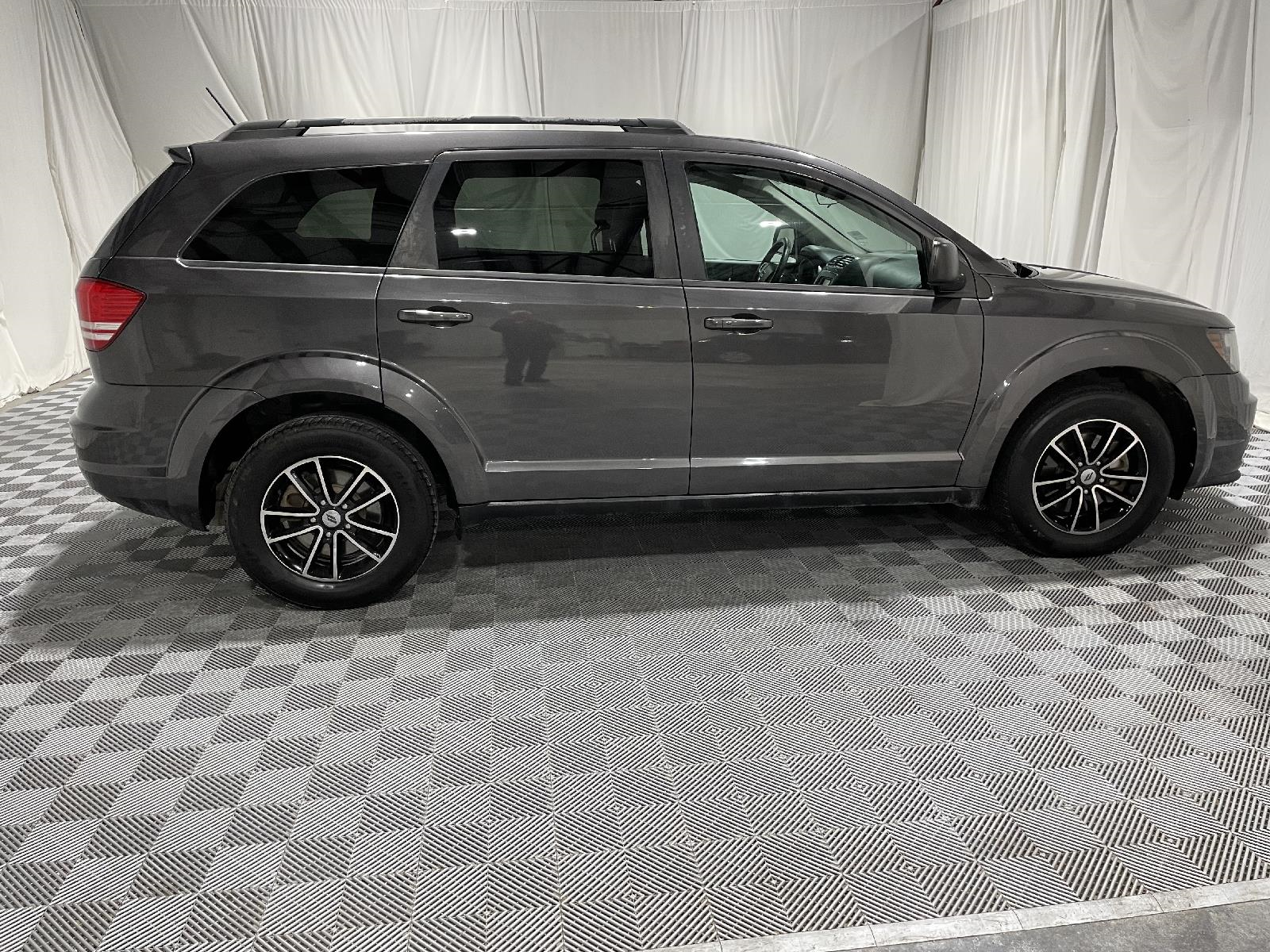 Used 2018 Dodge Journey SE SUV for sale in St Joseph MO