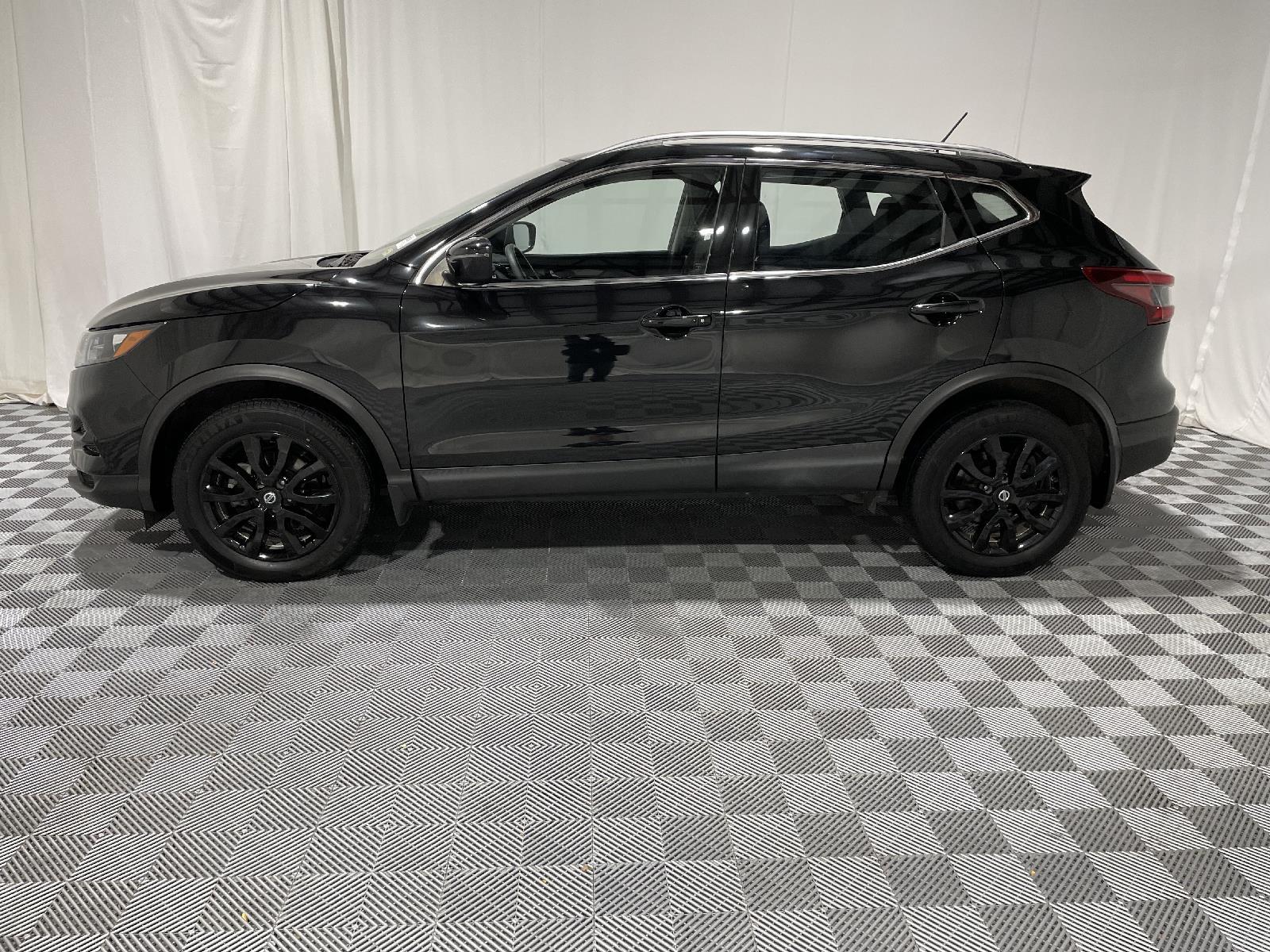 Used 2020 Nissan Rogue Sport SV SUV for sale in St Joseph MO