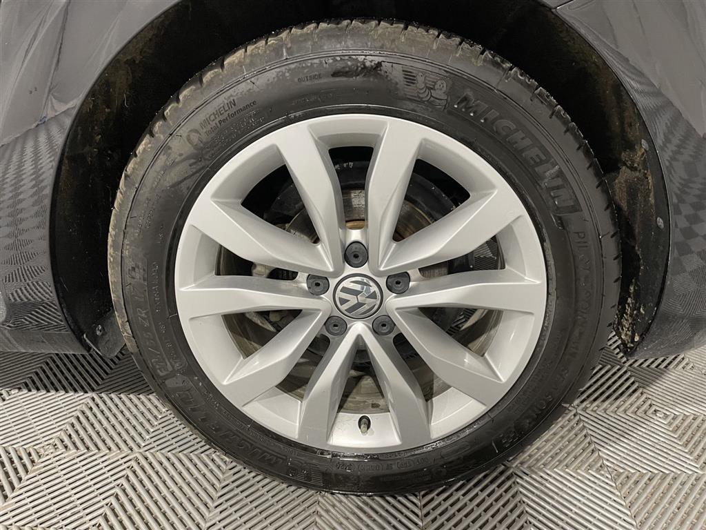Used 2017 Volkswagen Beetle 1.8T Classic Hatchback for sale in St Joseph MO