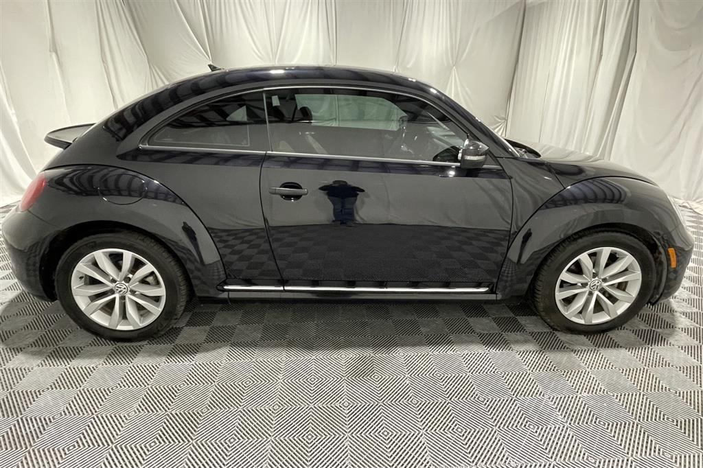 Used 2017 Volkswagen Beetle 1.8T Classic Hatchback for sale in St Joseph MO
