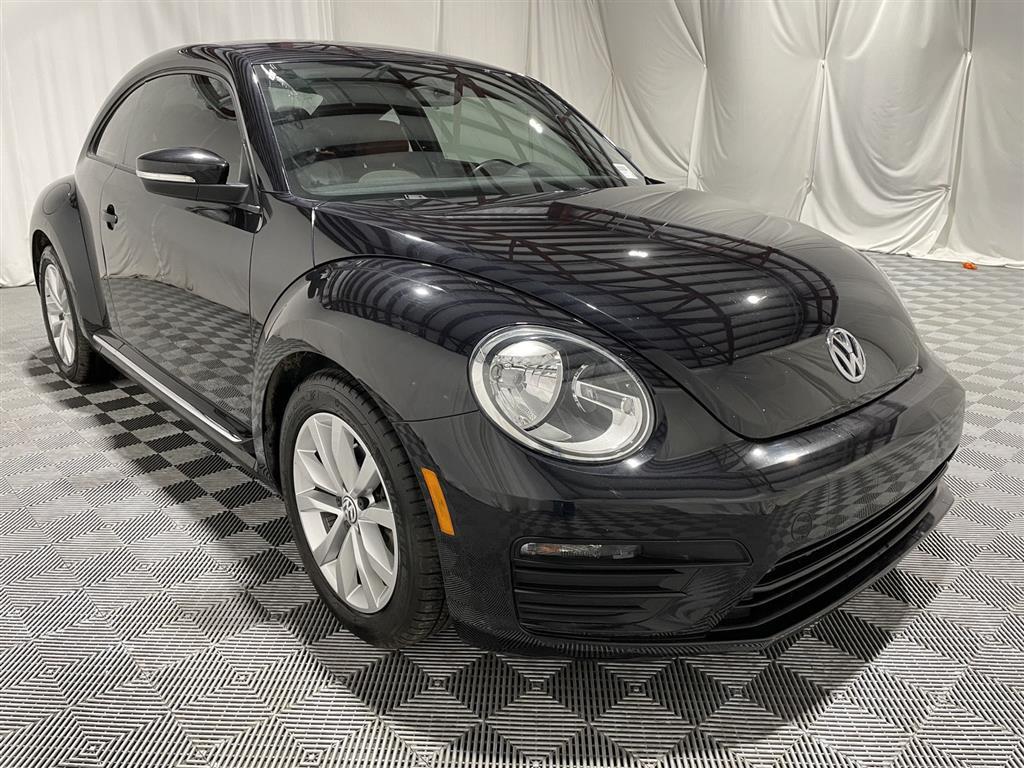 Used 2017 Volkswagen Beetle 1.8T Classic Hatchback for sale in St Joseph MO