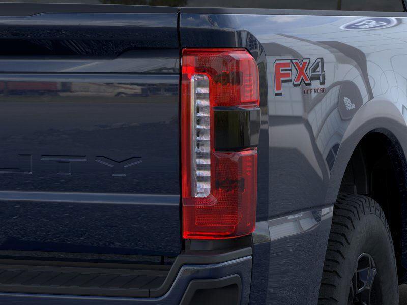 New 2025 Ford Super Duty F-350 XL Crew Cab Truck for sale in St. Joseph MO