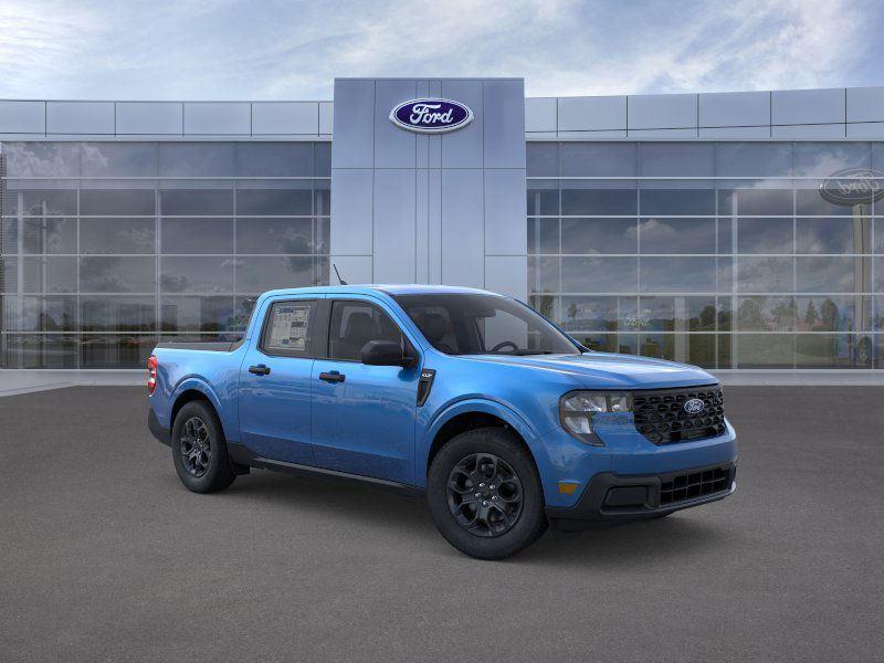 New 2025 Ford Maverick for sale in St. Joseph MO