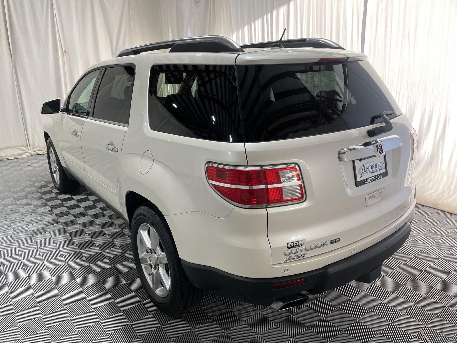 Used 2008 Saturn Outlook for sale in St. Joseph MO