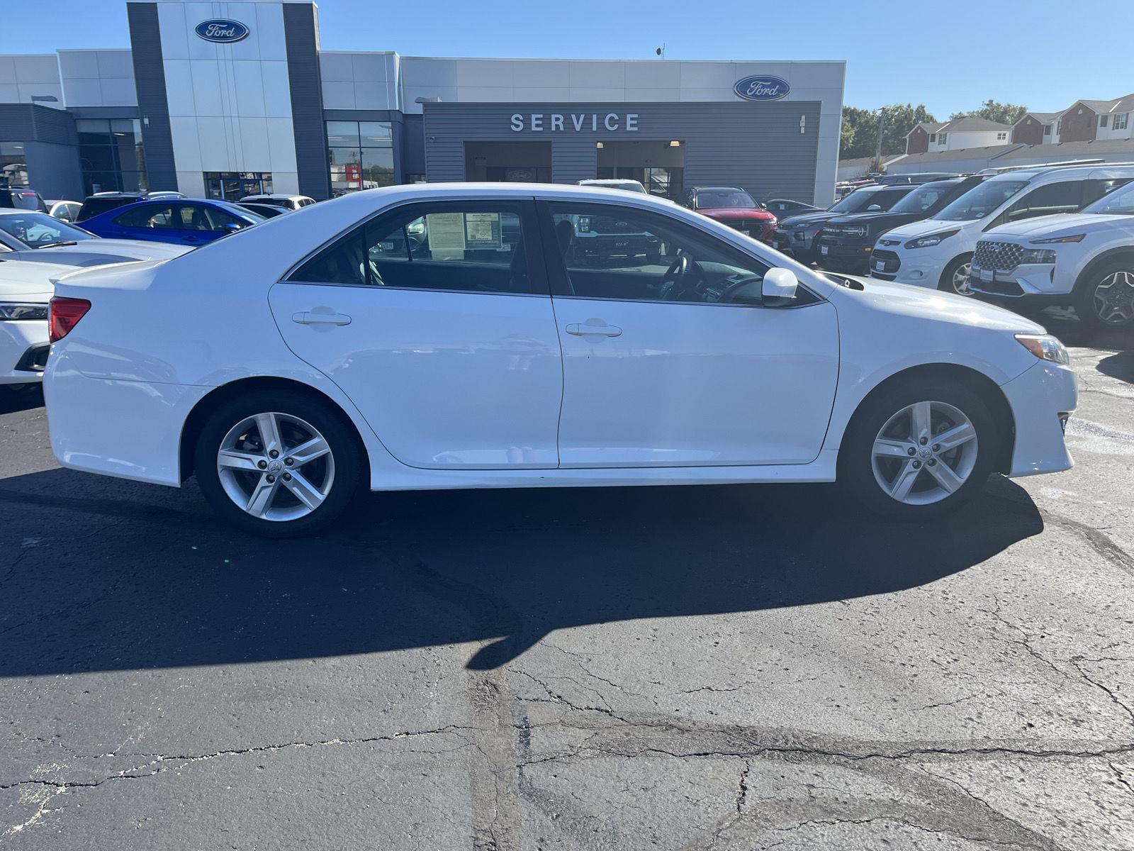 Pre-Owned 2014 Toyota Camry for sale in St. Joseph MO