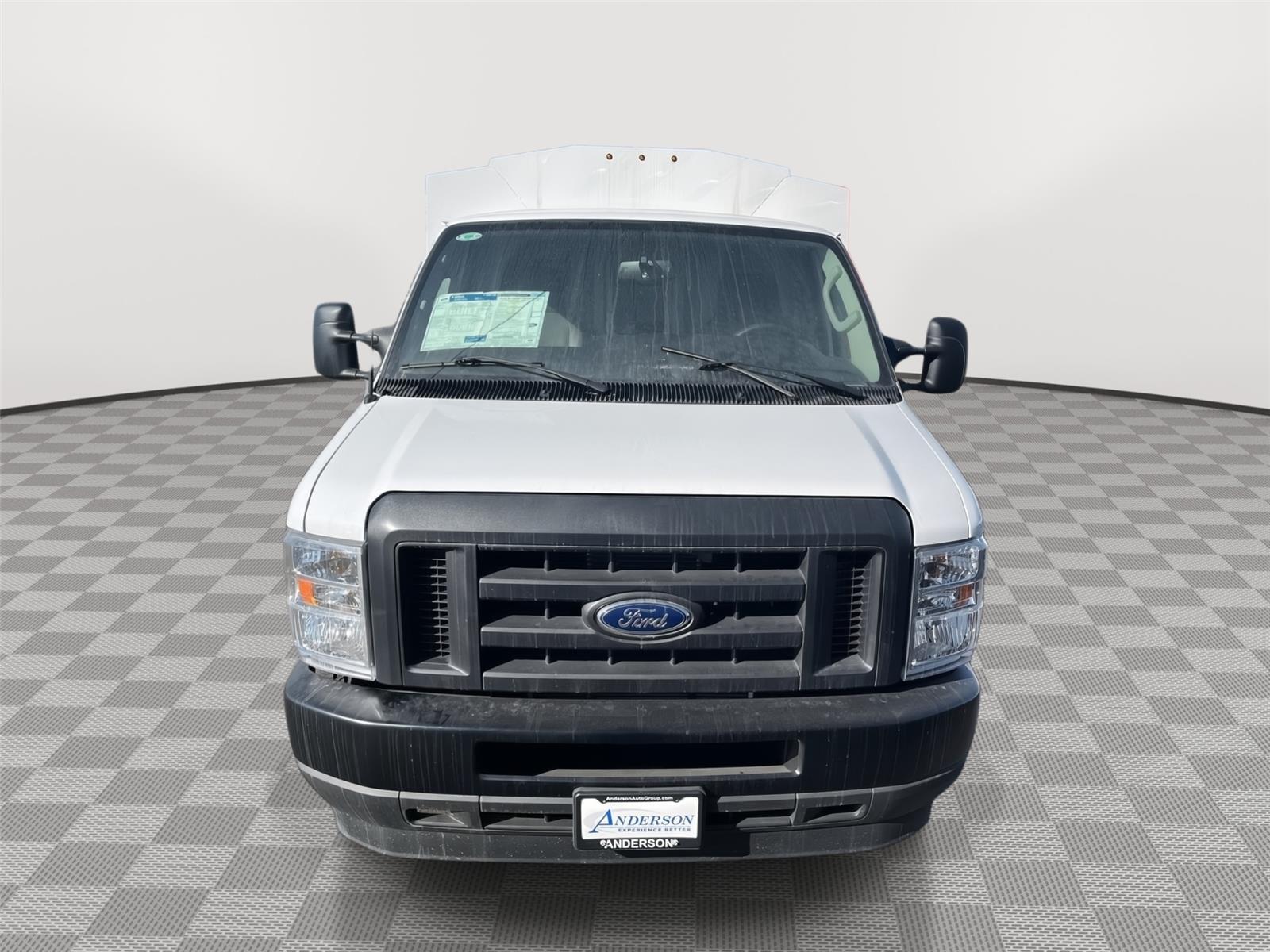 New 2025 Ford E-Series Cutaway for sale in St. Joseph MO