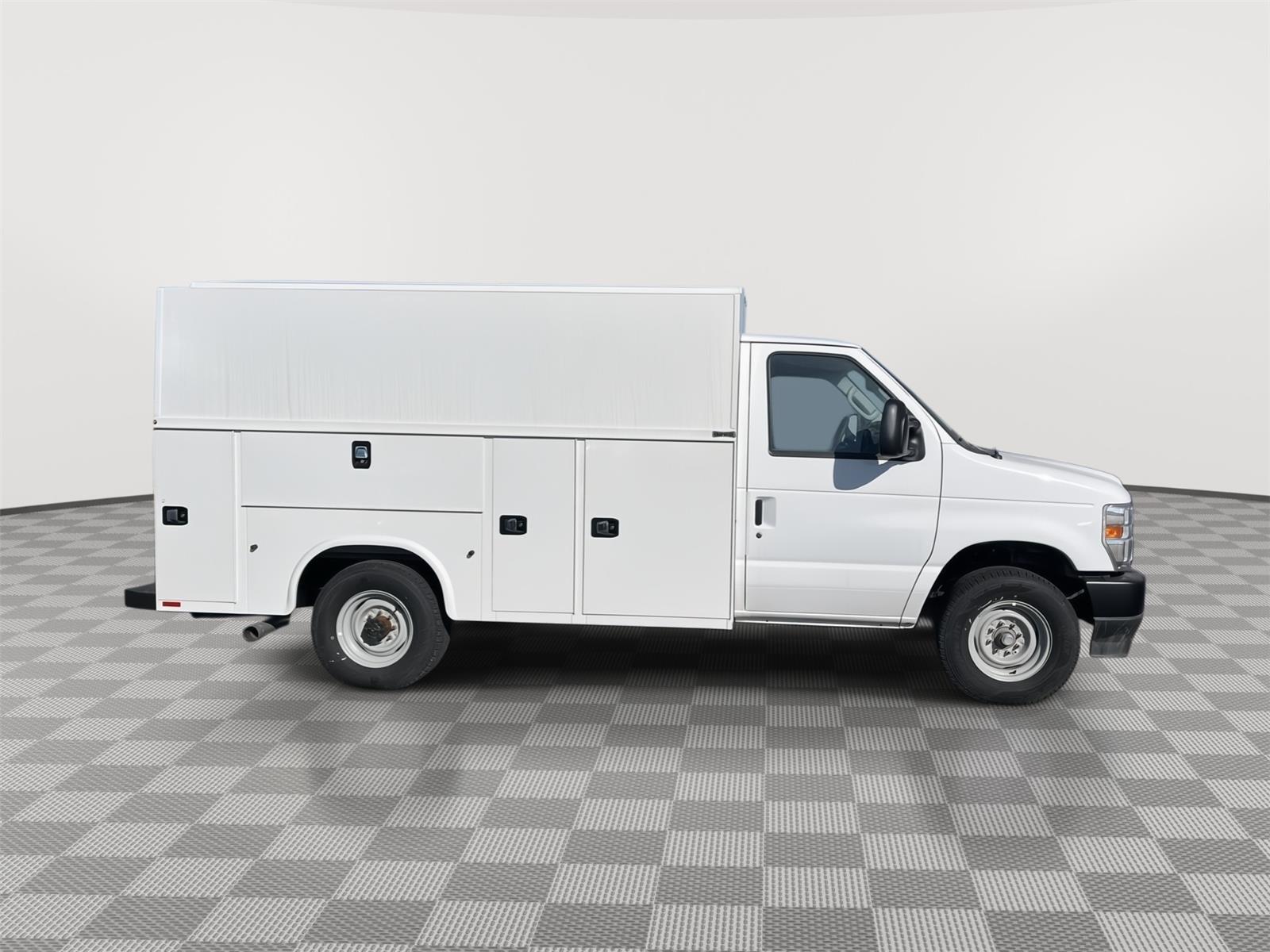 New 2025 Ford E-Series Cutaway for sale in St. Joseph MO