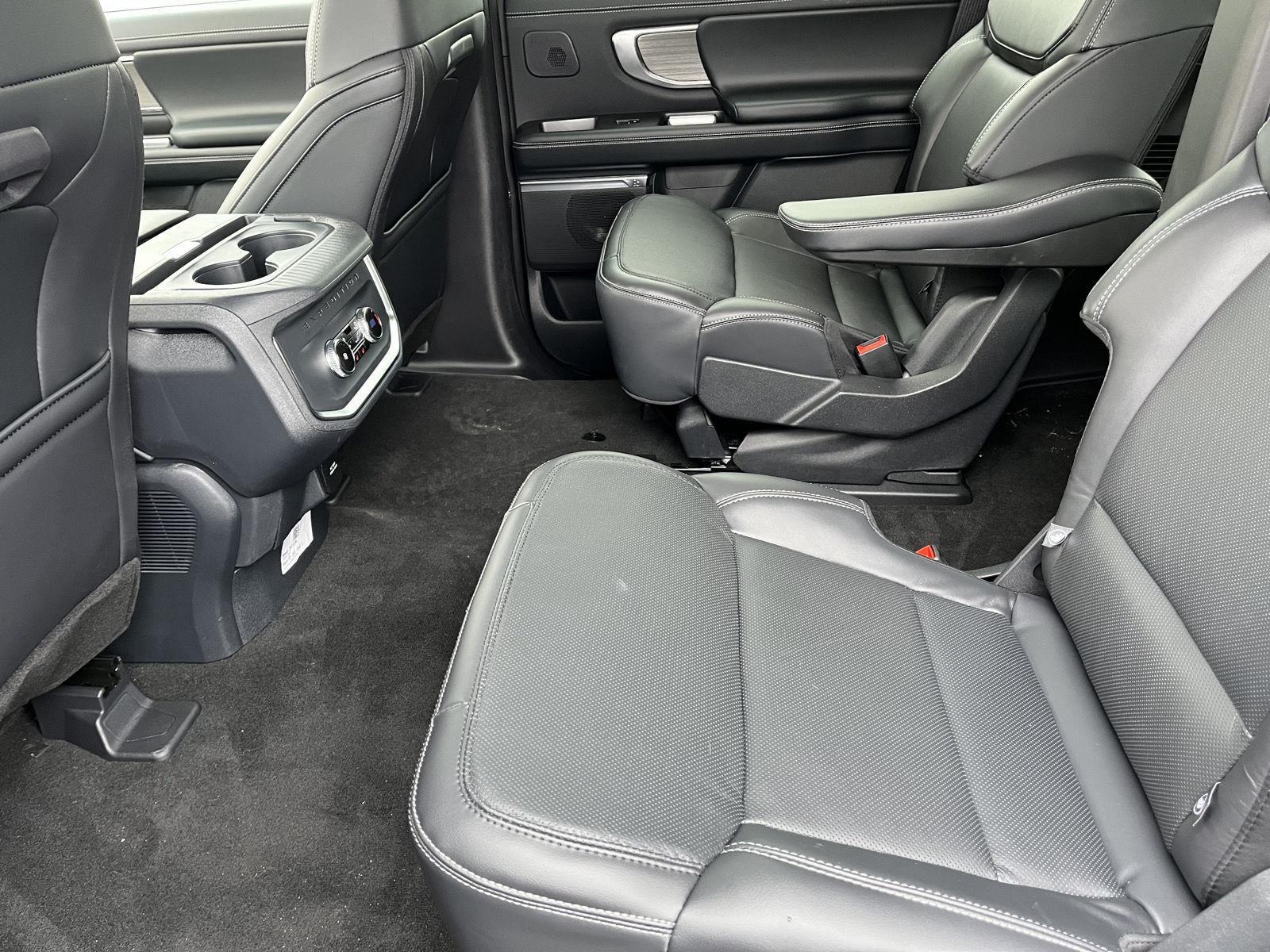 New 2025 Ford Expedition for sale in St. Joseph MO