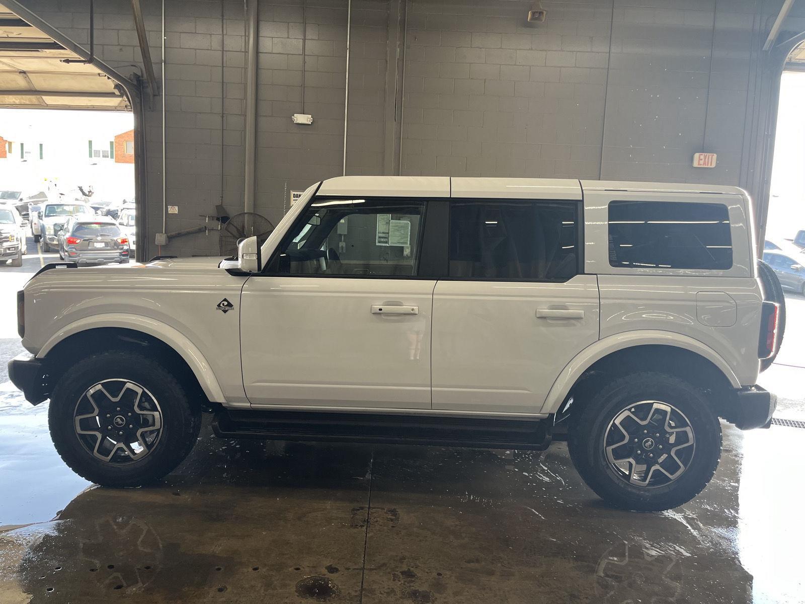 New 2025 Ford Bronco for sale in St. Joseph MO