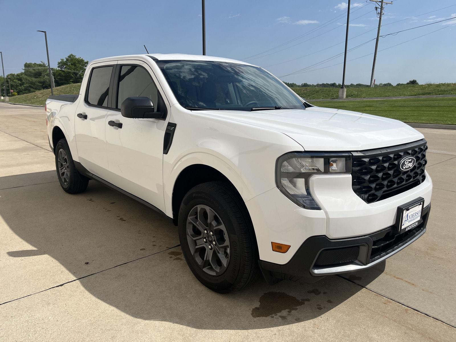 Vehicle photo 3