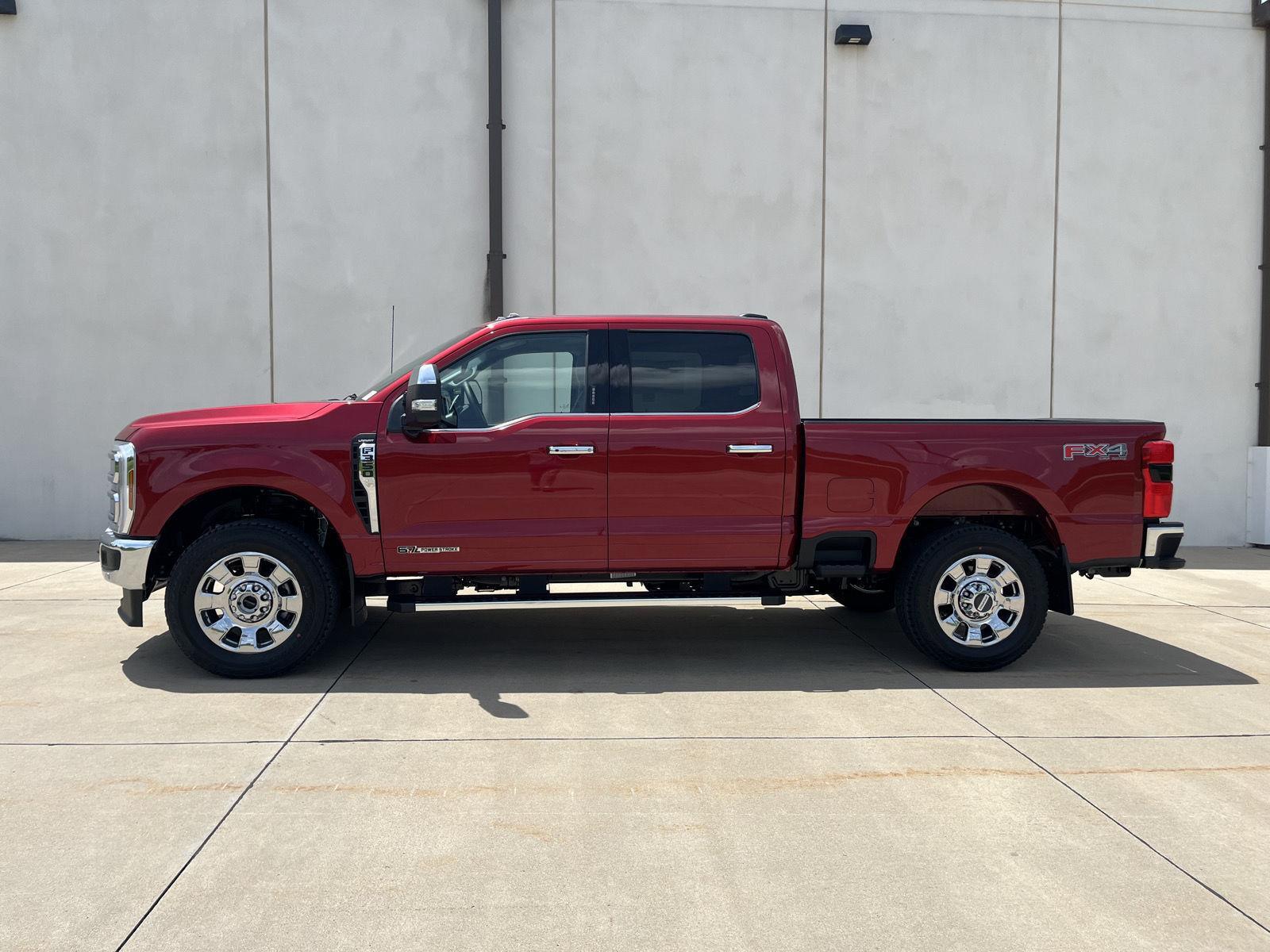 Vehicle photo 8