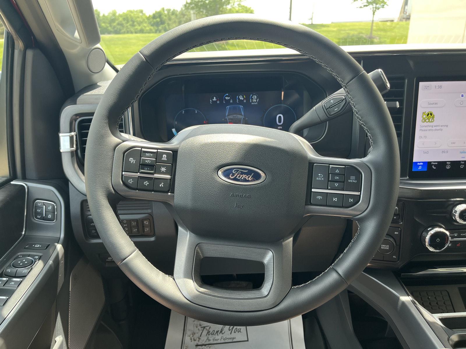 Vehicle photo 21