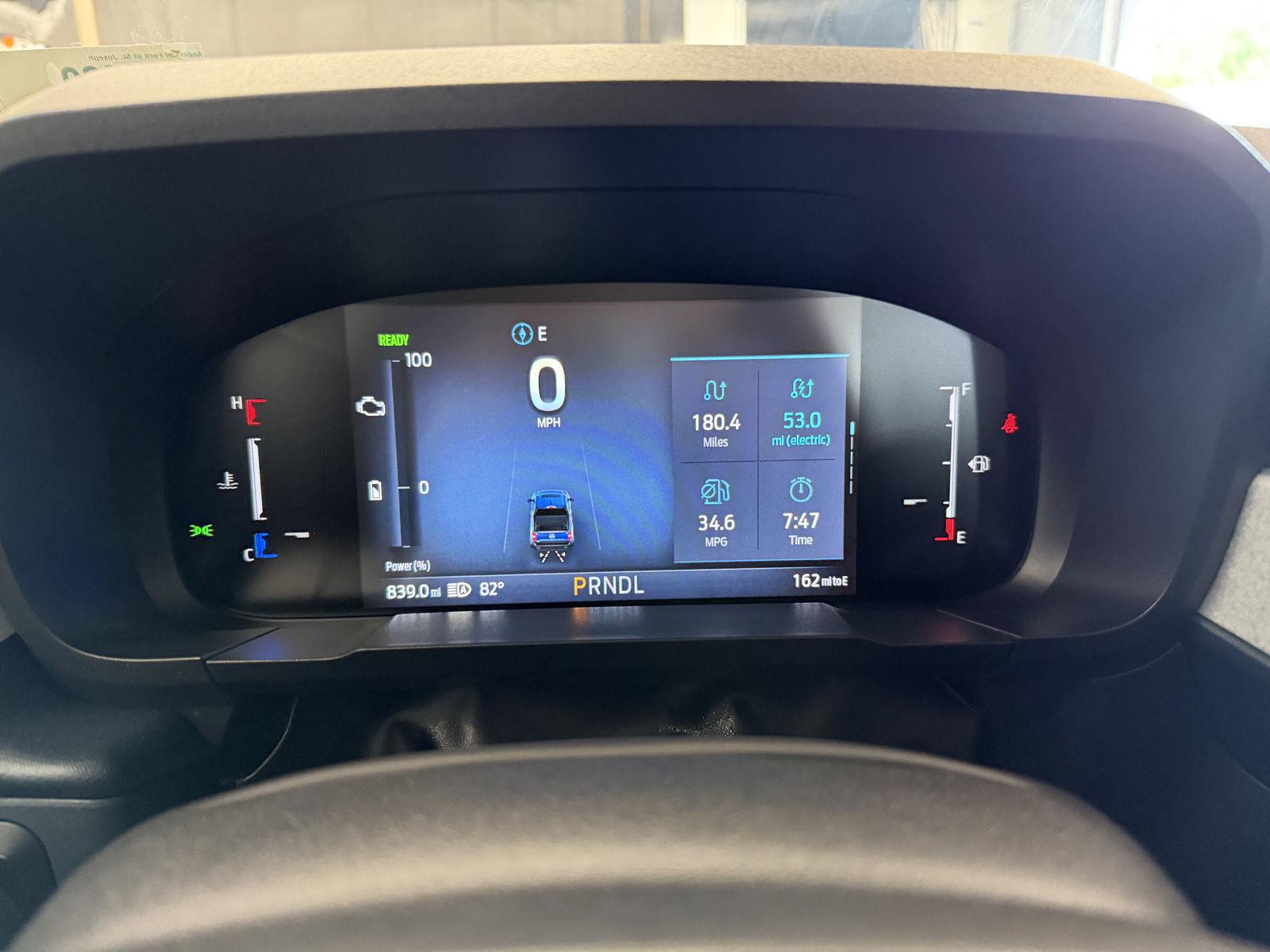 Vehicle photo 19