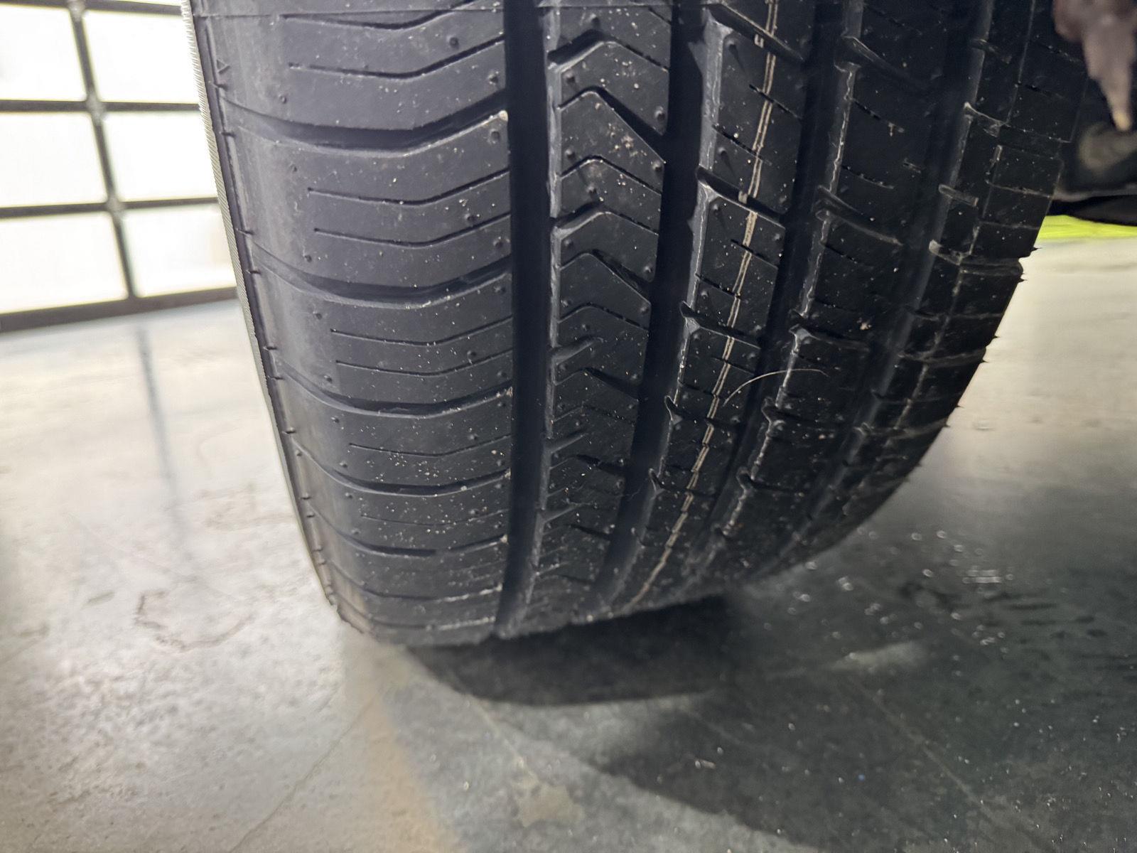 Vehicle photo 11