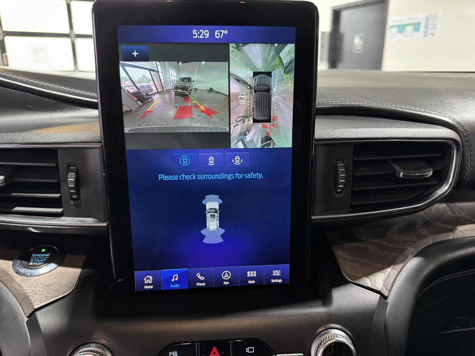 Vehicle photo 34