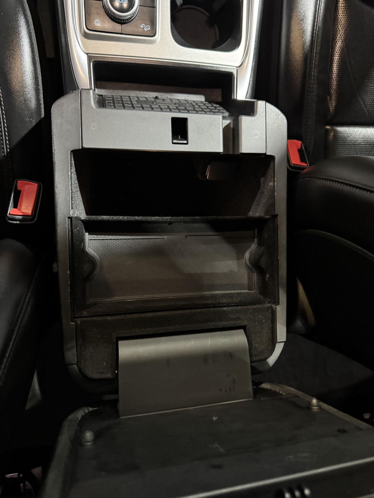 Vehicle photo 36