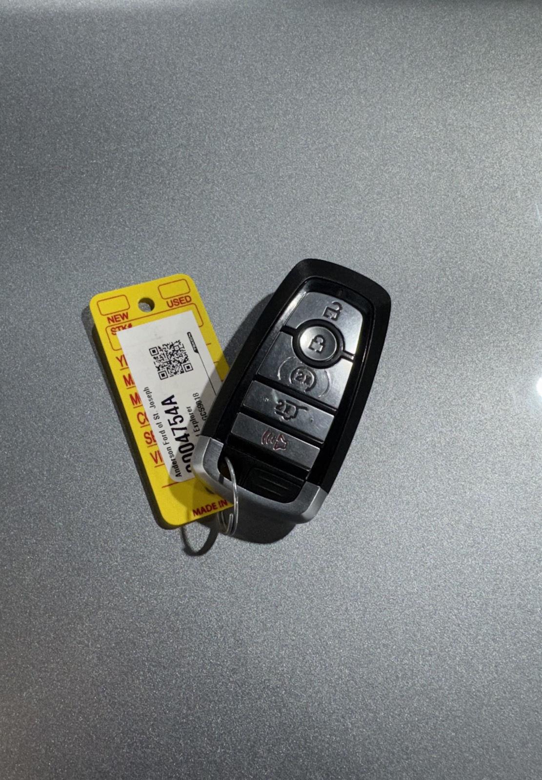 Vehicle photo 41