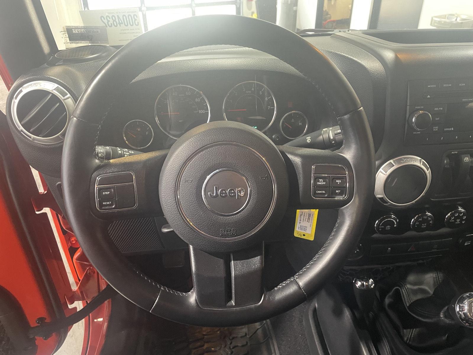 Vehicle photo 10
