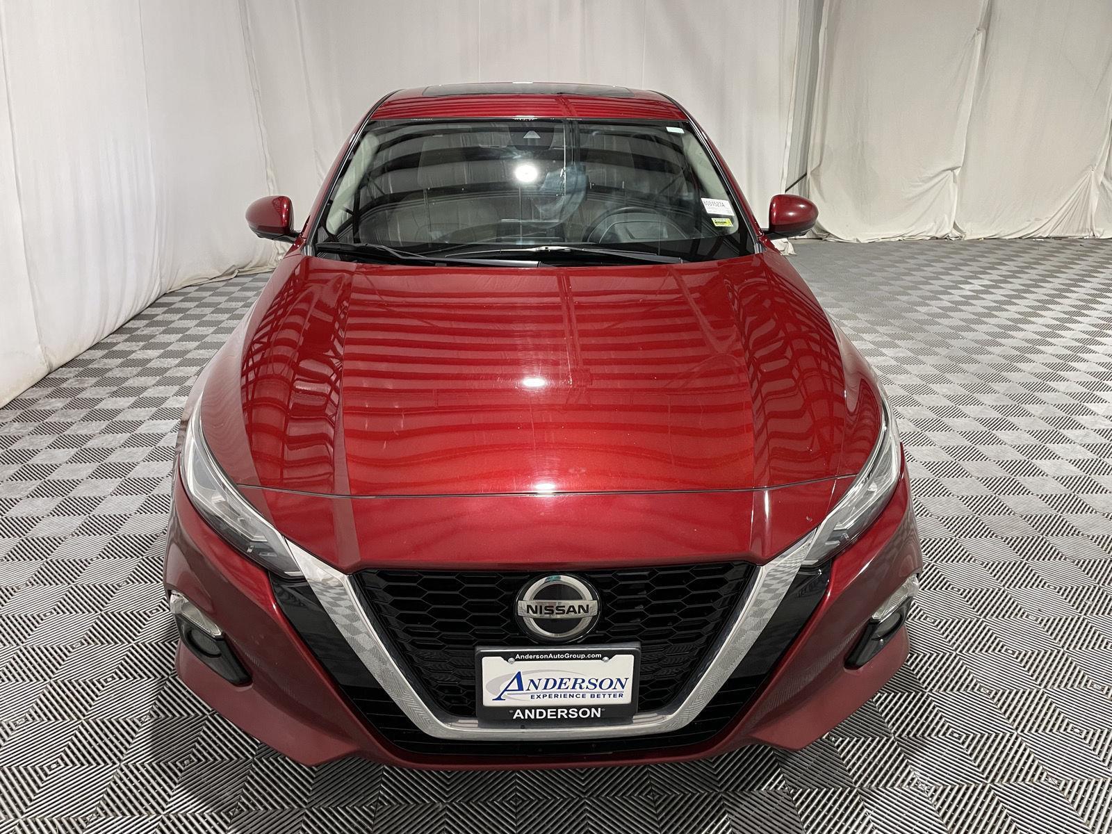 Used 2019 Nissan Altima 2.5 Platinum Sedan for sale in St Joseph MO