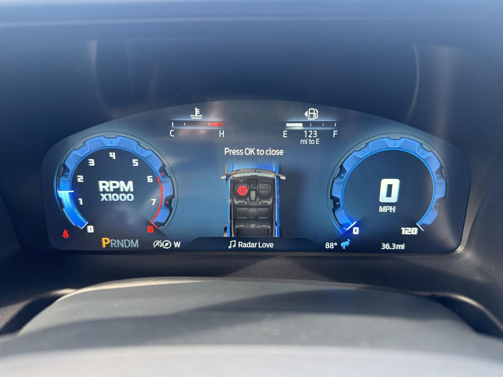 Vehicle photo 3