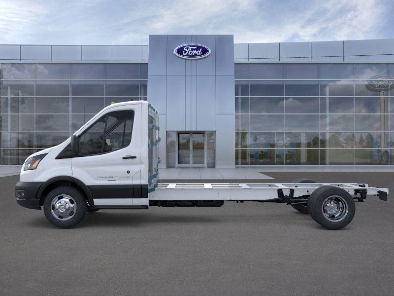New 2025 Ford Transit Cutaway for sale in St. Joseph MO