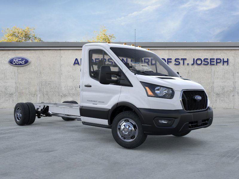 New 2025 Ford Transit Cutaway for sale in St. Joseph MO