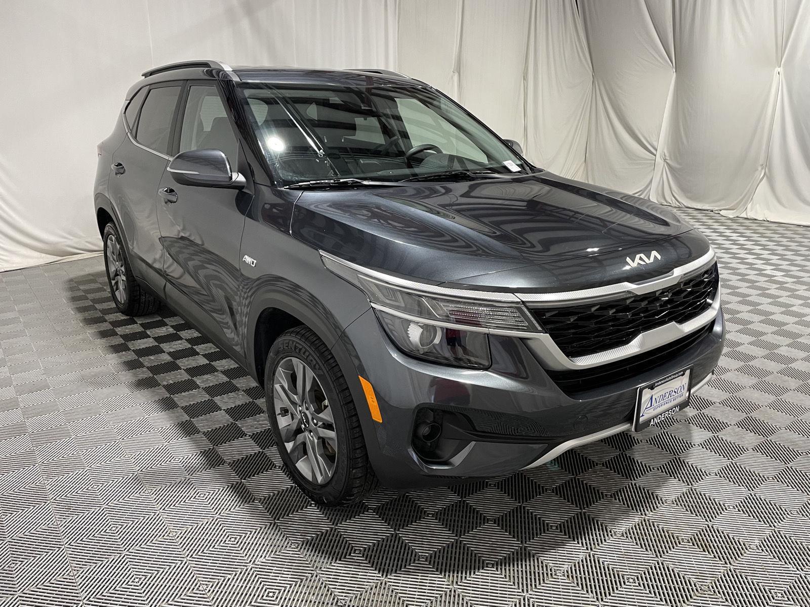 Used 2022 Kia Seltos S SUV for sale in St Joseph MO