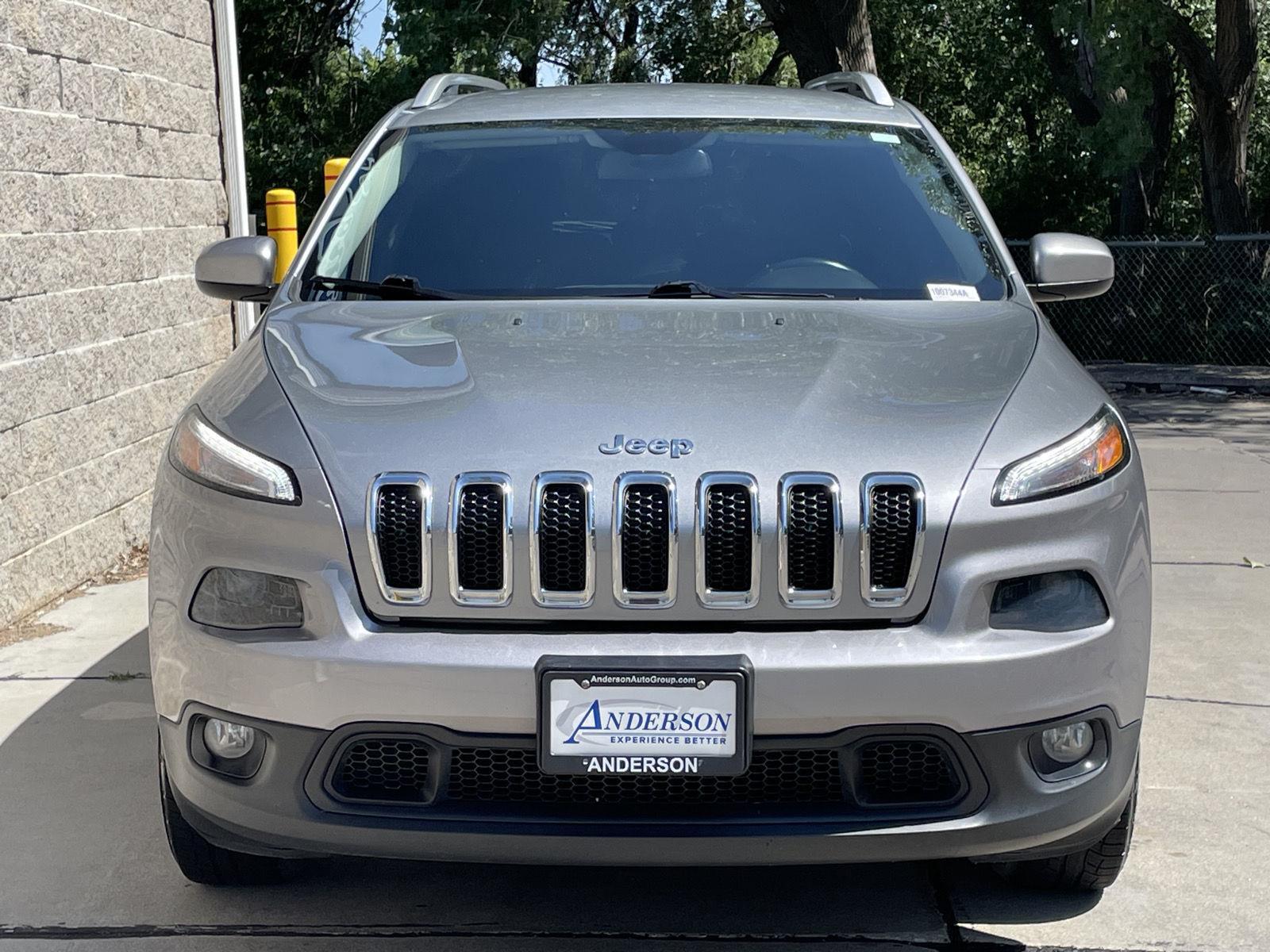 Used 2015 Jeep Cherokee Latitude SUV for sale in St Joseph MO