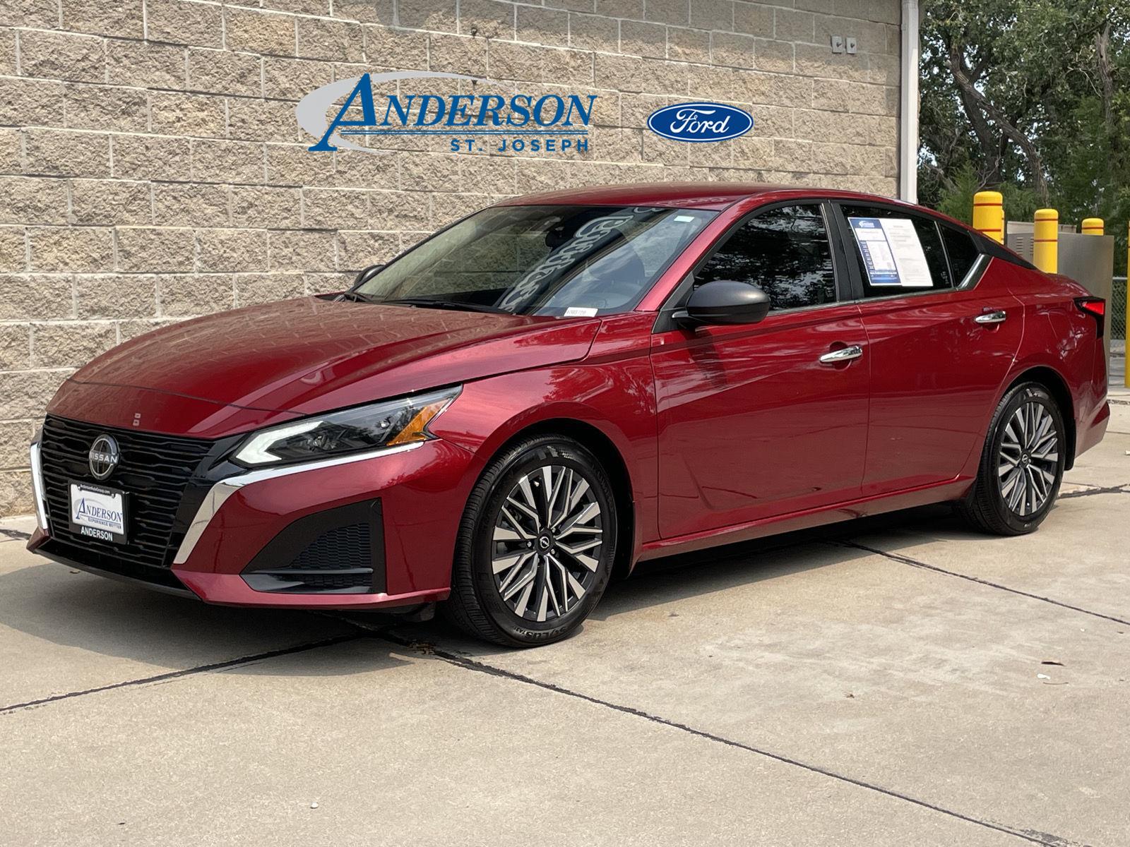 Used 2024 Nissan Altima 2.5 SV Sedan for sale in St. Joseph MO