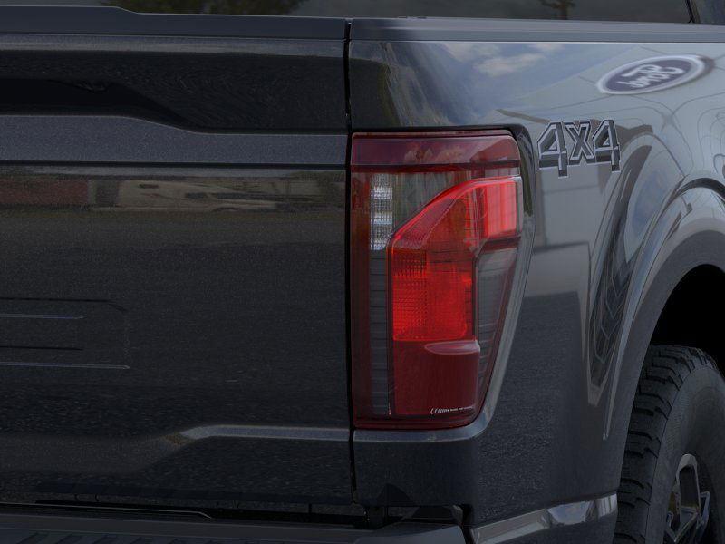 2025 Ford F-150 XLT photo 19