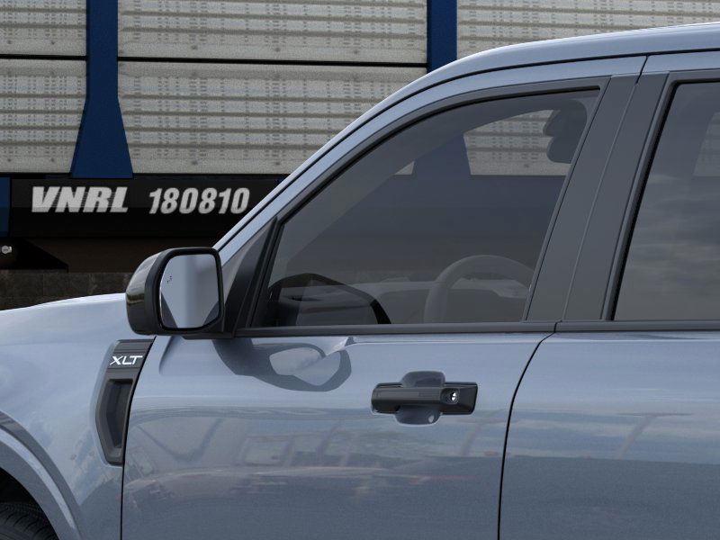 2025 Ford Maverick XLT photo 8