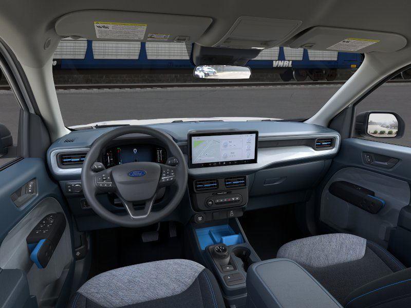 2025 Ford Maverick XLT photo 7