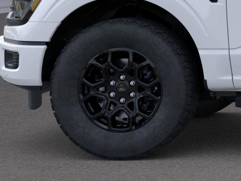 2025 Ford F-150 XLT photo 18