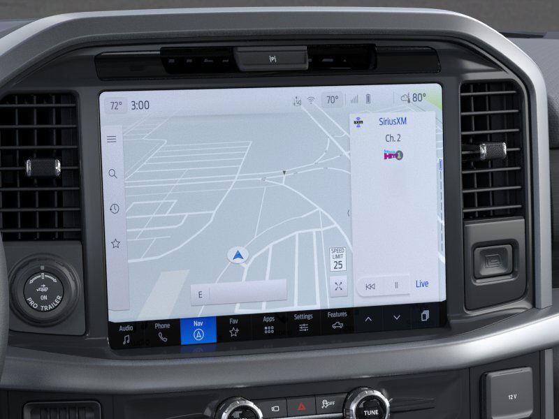 2025 Ford F-150 XLT photo 13