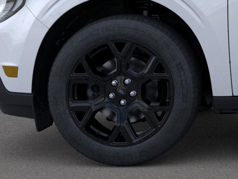 2025 Ford Maverick XLT photo 16
