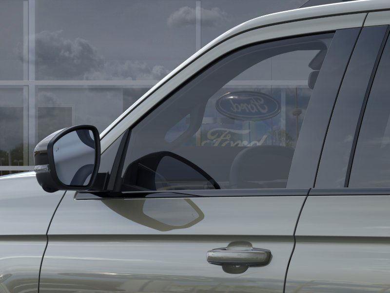 2025 Ford Expedition photo 18