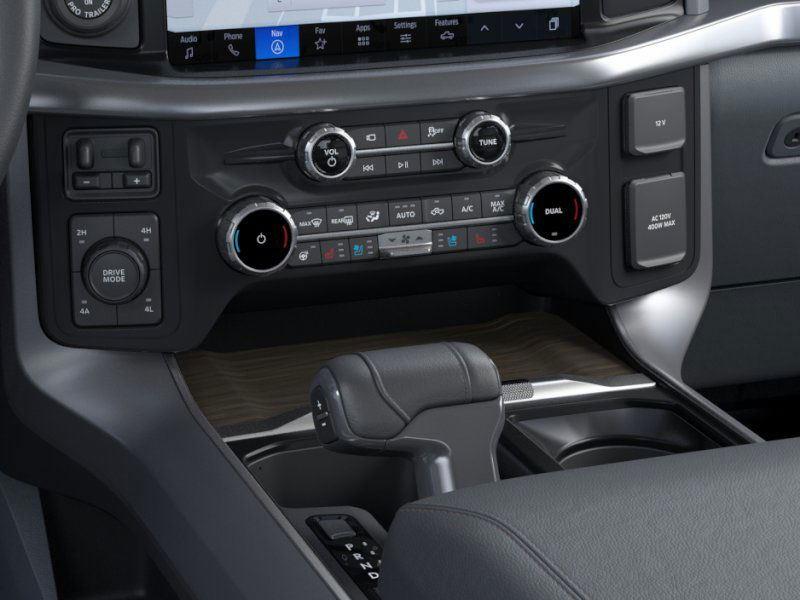 New 2025 Ford F-150 Lariat Crew Cab Truck for sale in St. Joseph MO