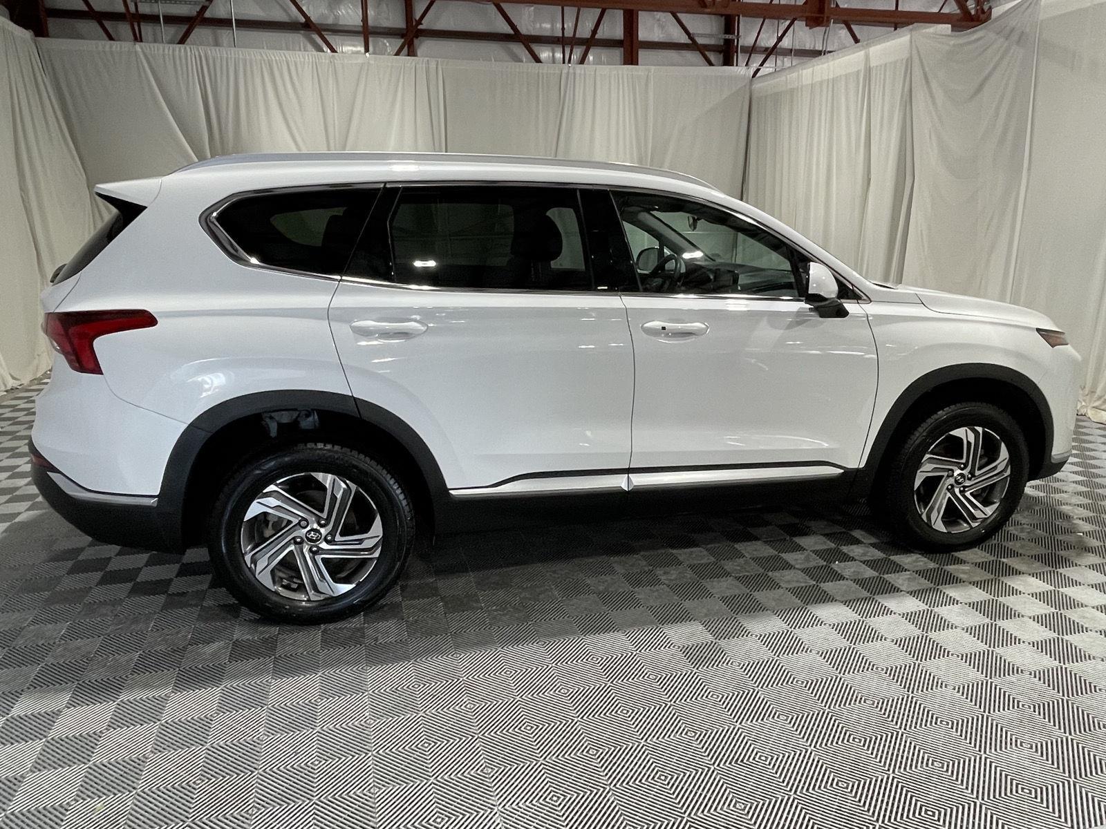 Used 2022 Hyundai Santa Fe SEL SUV/Crossover for sale in St. Joseph MO