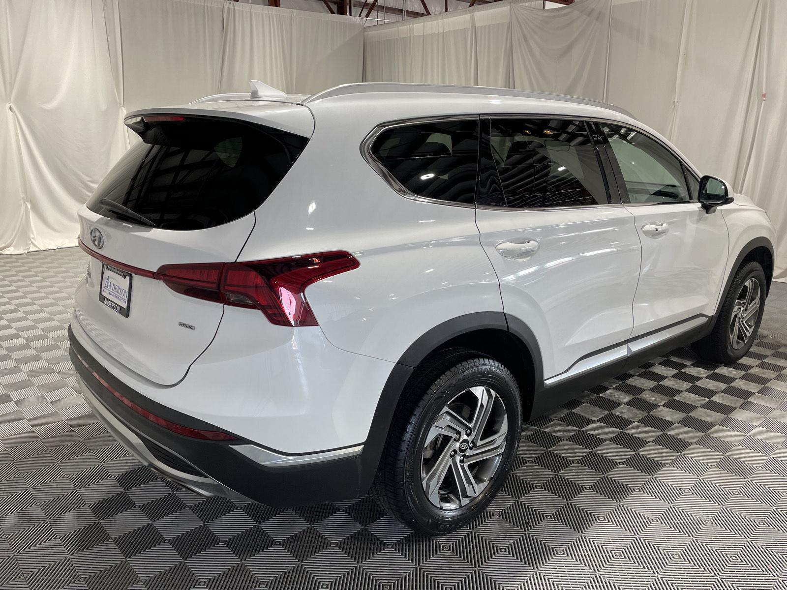 Used 2022 Hyundai Santa Fe SEL SUV/Crossover for sale in St. Joseph MO