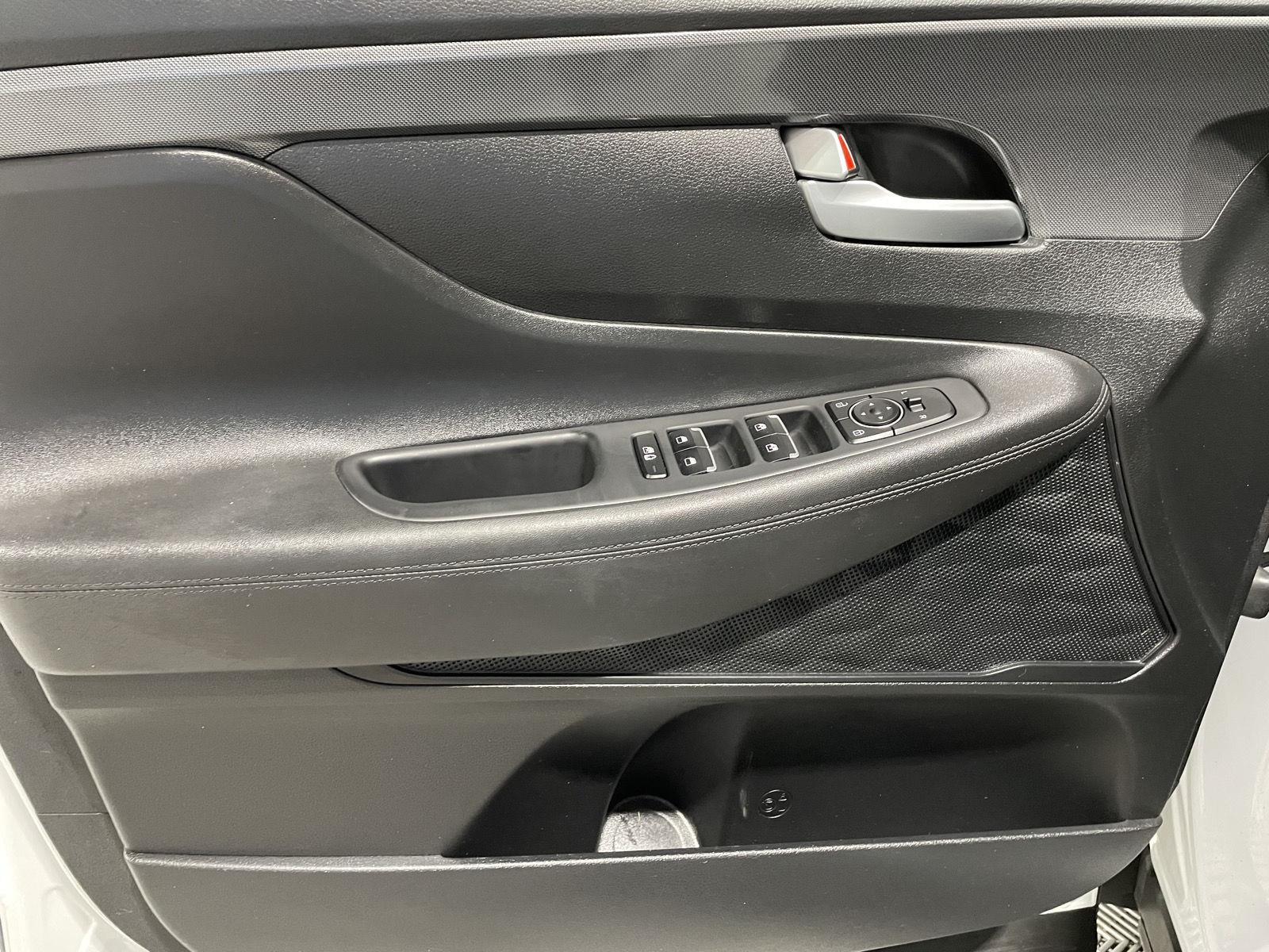 Used 2022 Hyundai Santa Fe SEL SUV/Crossover for sale in St. Joseph MO