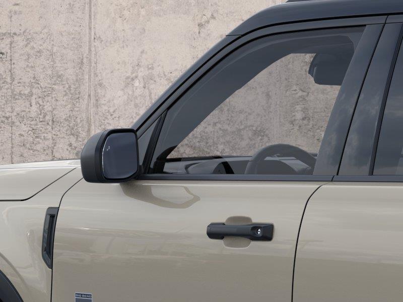 Vehicle photo 20