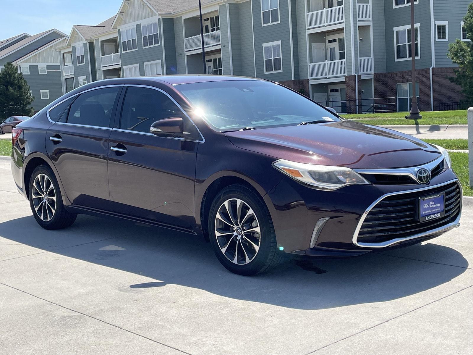 Used 2018 Toyota Avalon for sale in St. Joseph MO