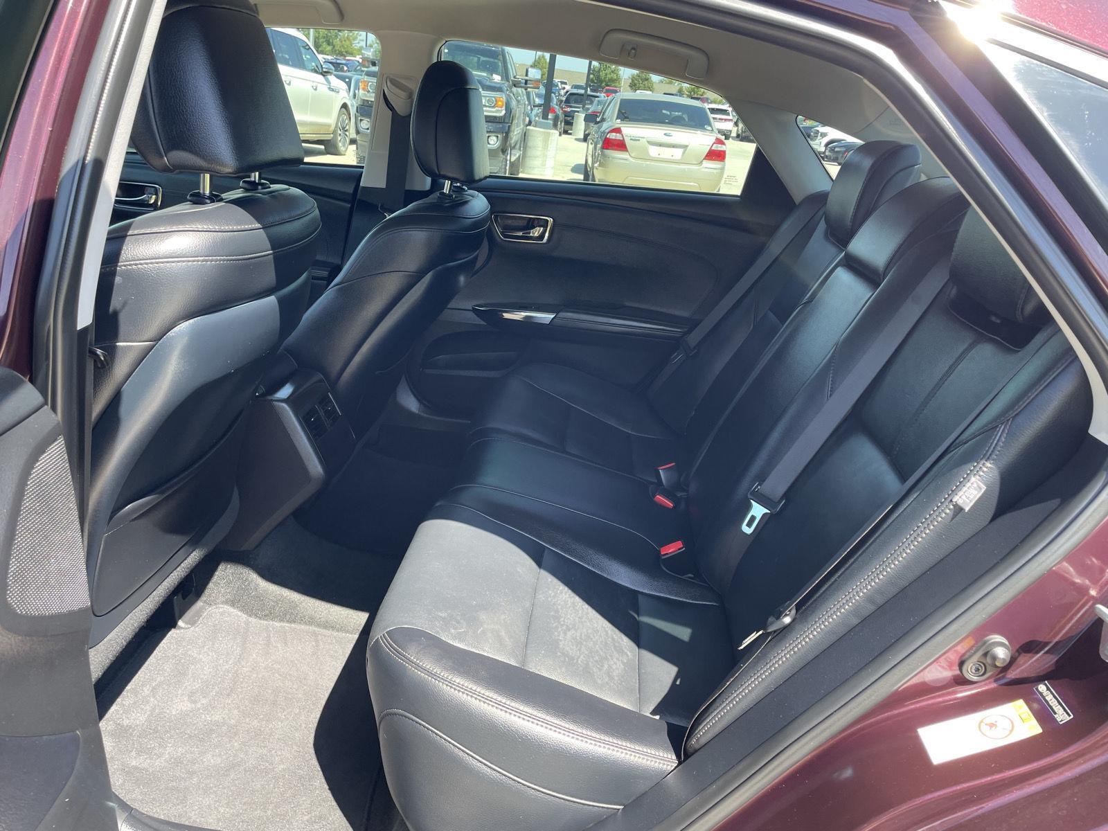 Used 2018 Toyota Avalon for sale in St. Joseph MO