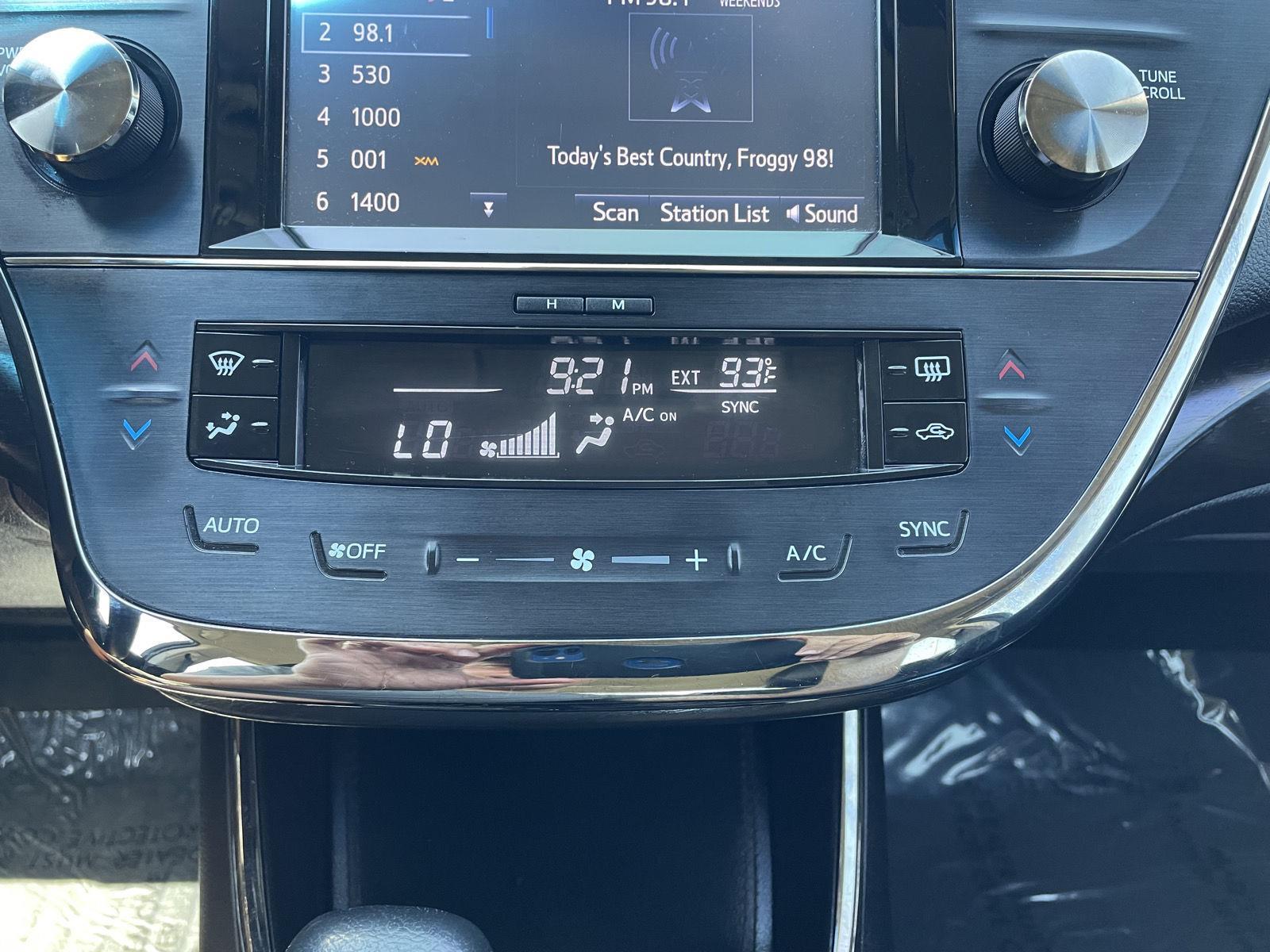 Used 2018 Toyota Avalon for sale in St. Joseph MO