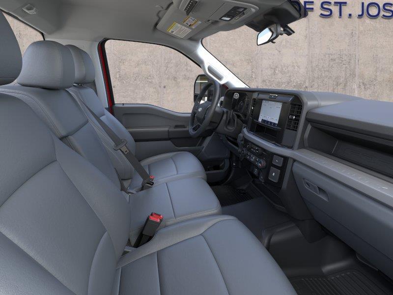 Vehicle photo 11